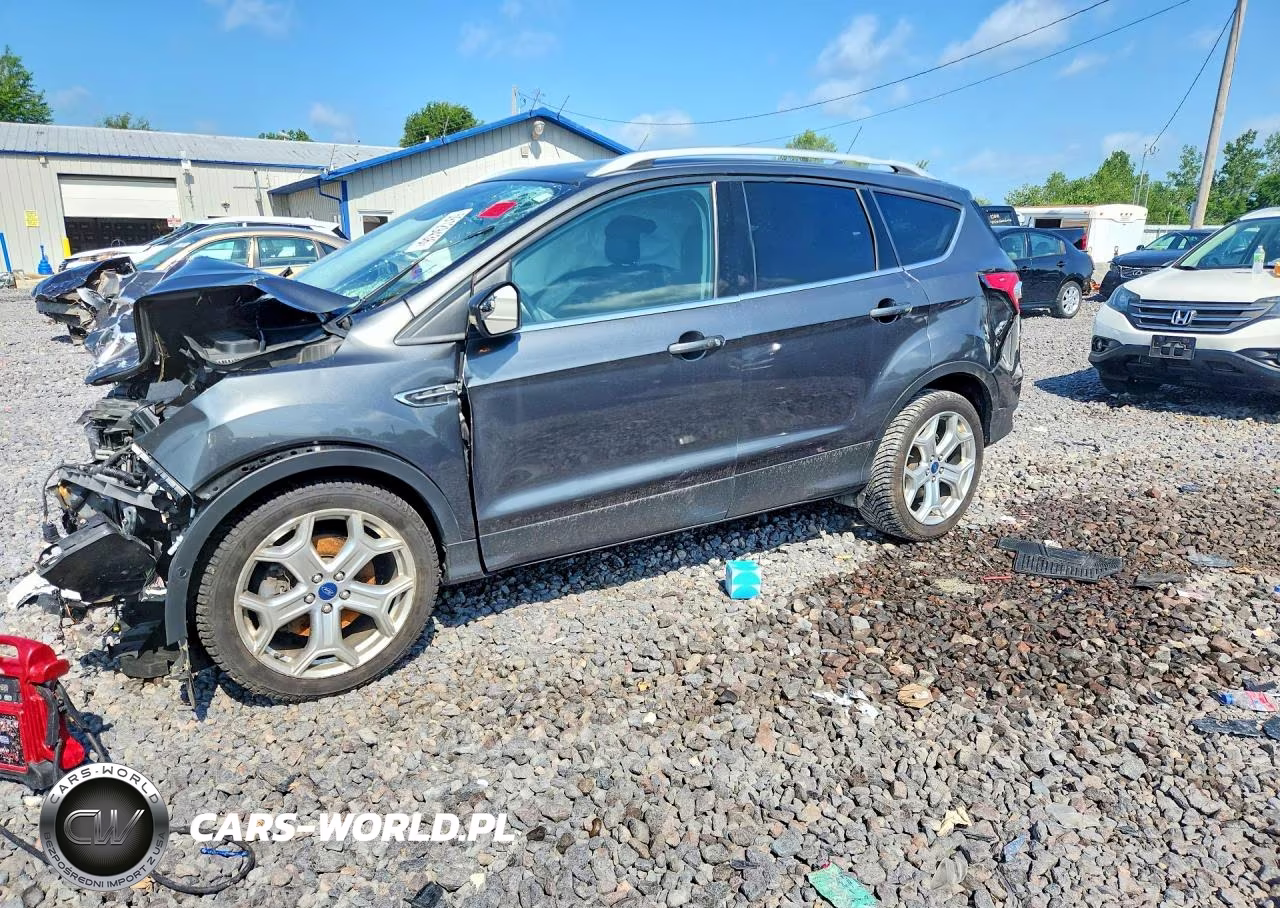 2019 Ford Escape Titanium – zdjęcie 1 z 12