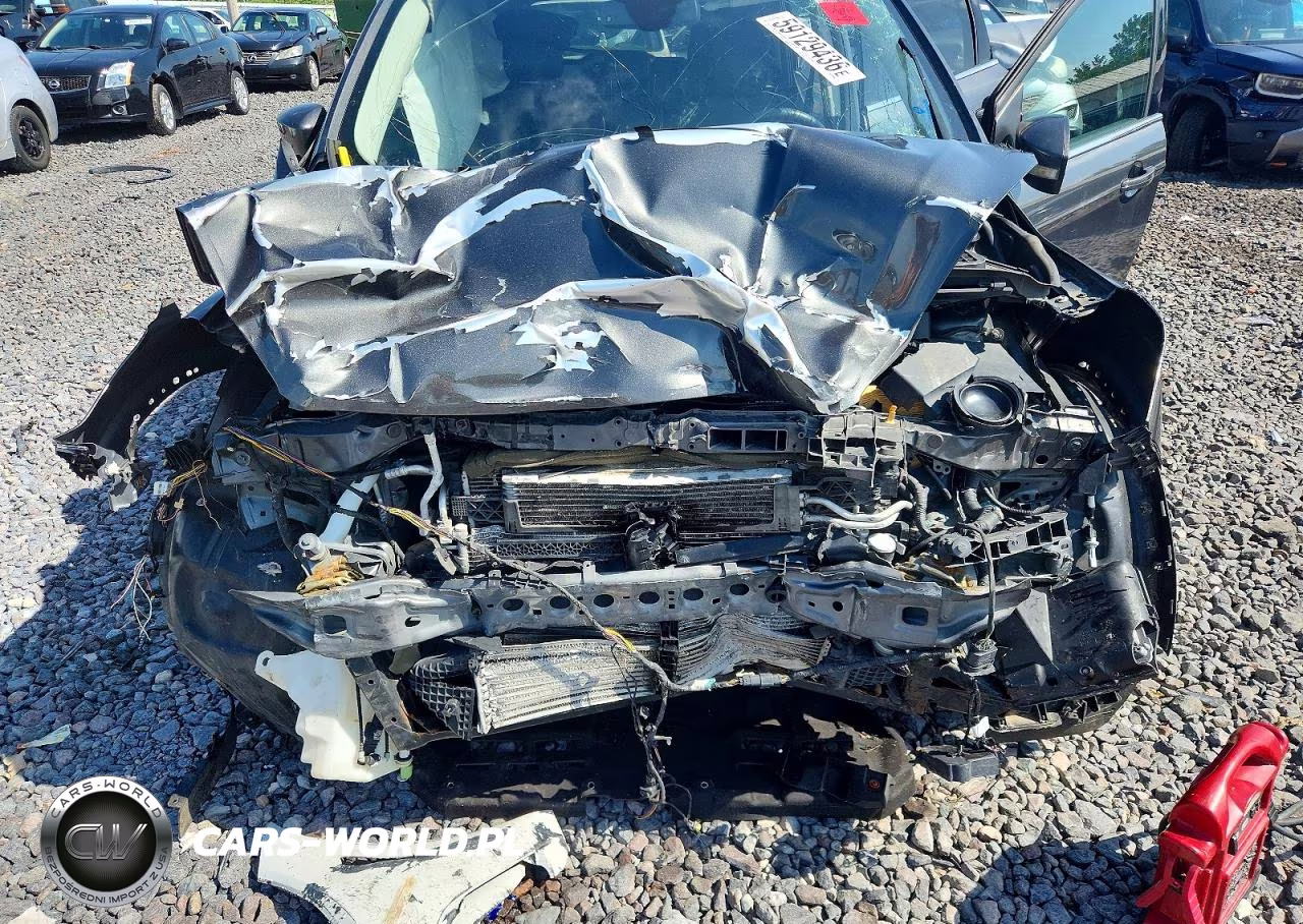 2019 Ford Escape Titanium VIN:1FMCU0J93KUA44967 - 11