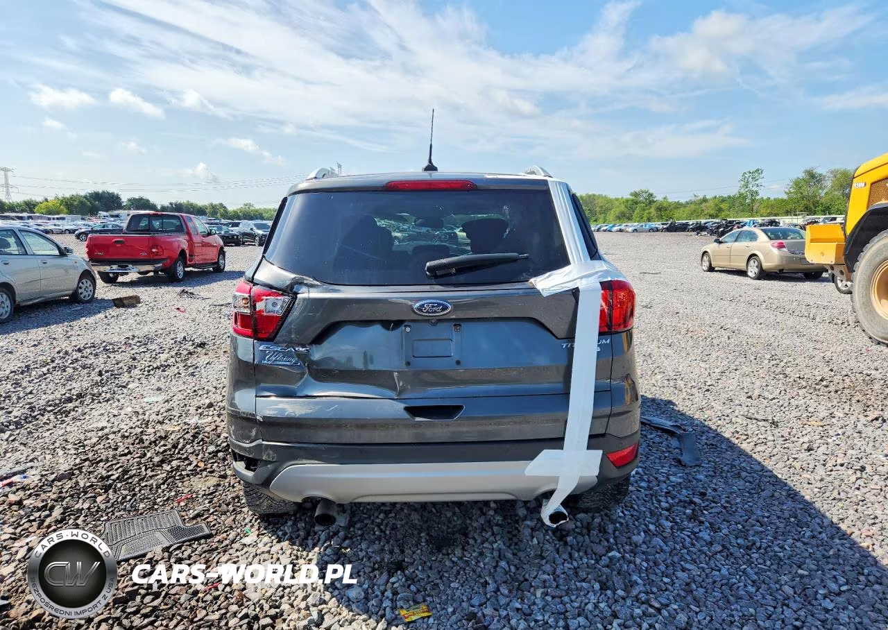2019 Ford Escape Titanium VIN:1FMCU0J93KUA44967 - 6