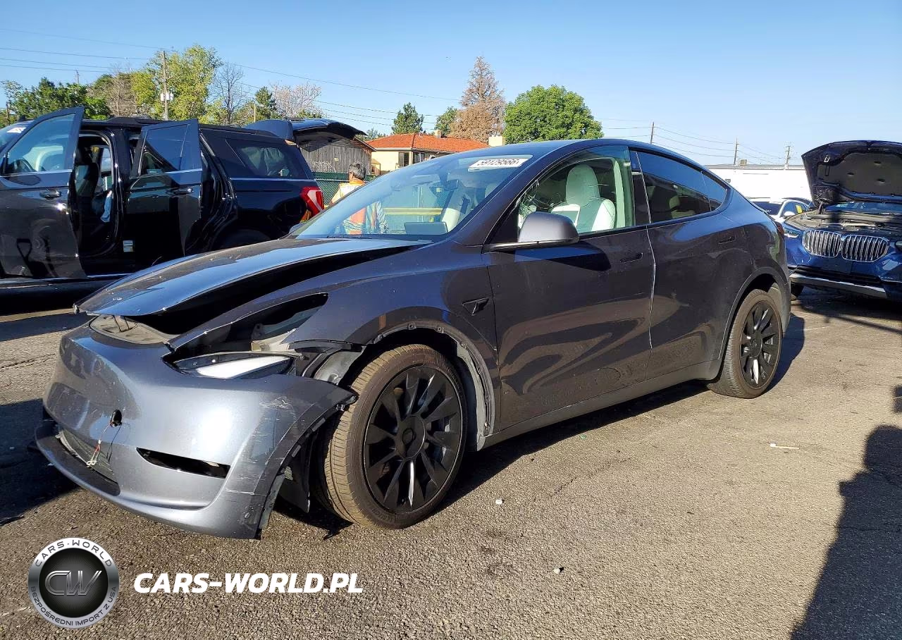 2023 Tesla Model Y – zdjęcie 1 z 12