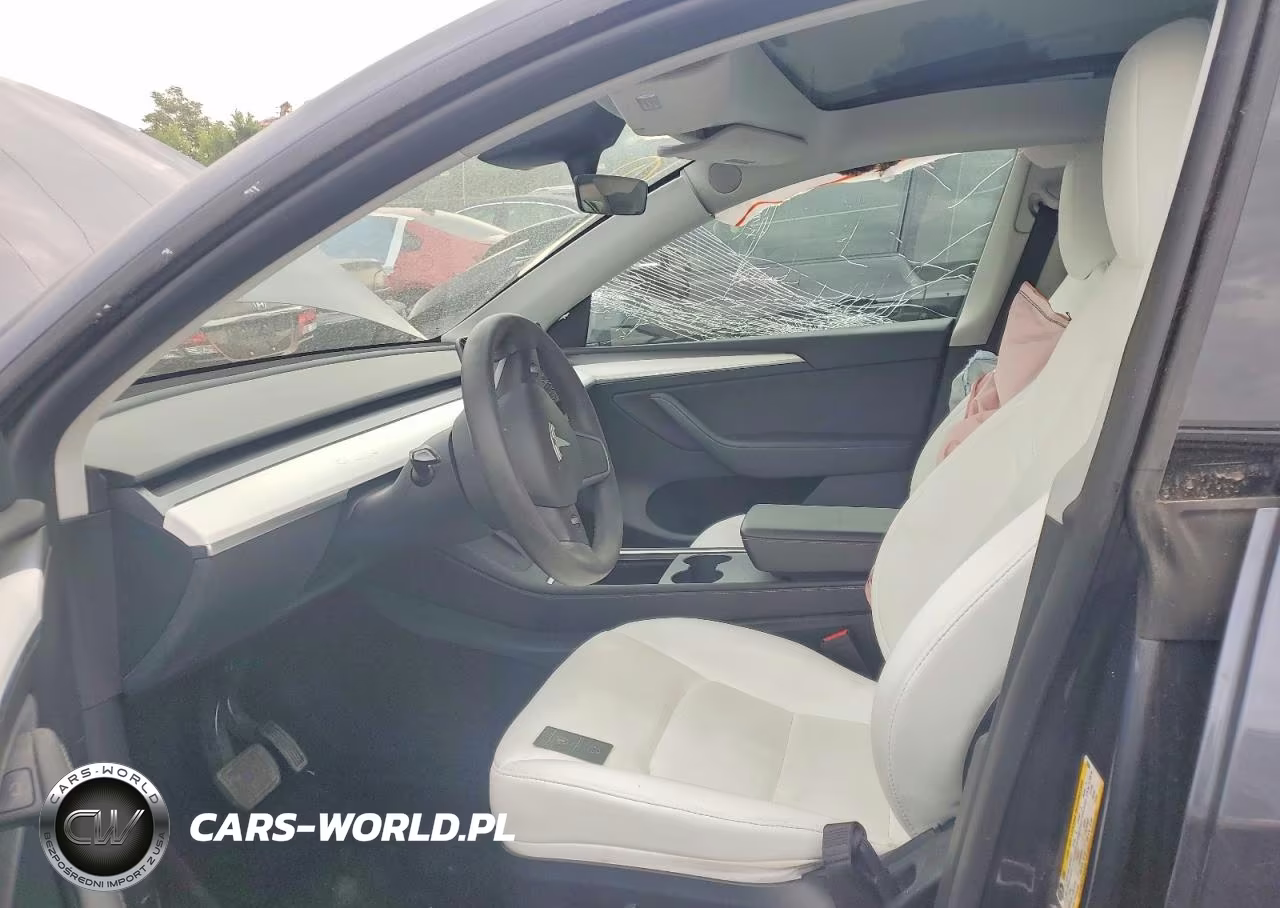2023 Tesla Model Y VIN:7SAYGDEE8PF783884 - 7