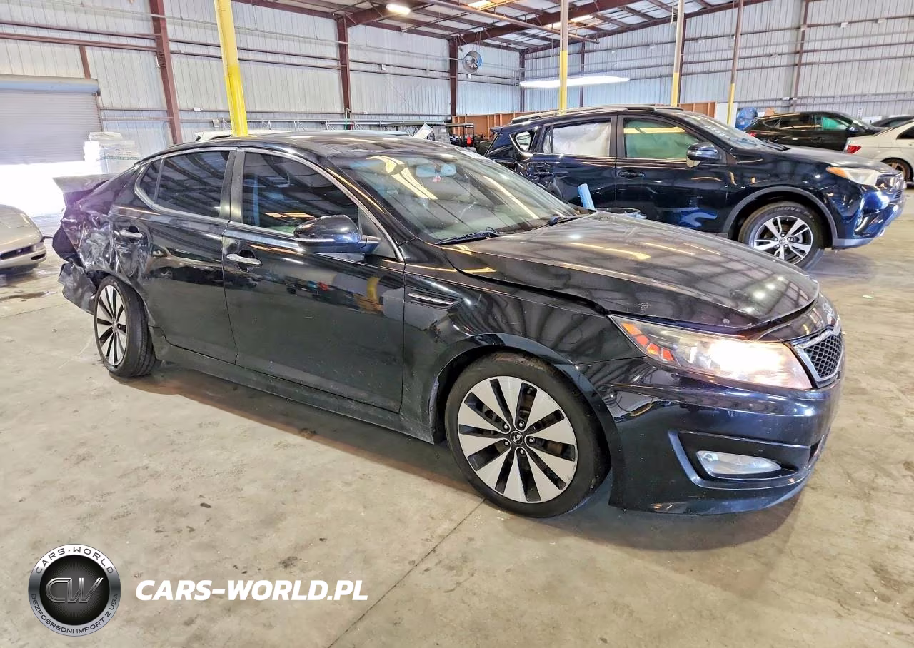 2012 Kia Optima Sx VIN:5XXGR4A68CG003858 - 4
