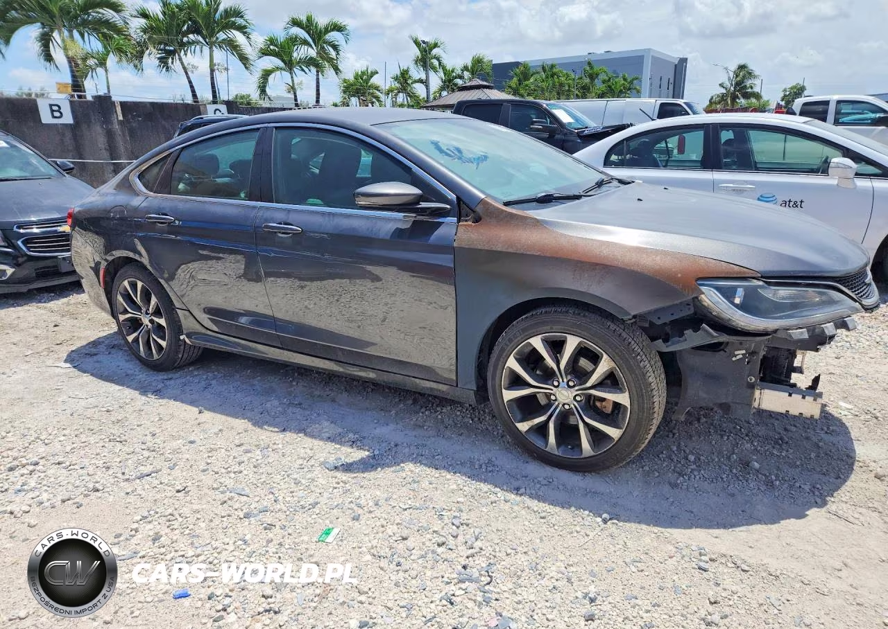 2015 CHRYSLER 200 C VIN:1C3CCCCG8FN520073 - 4