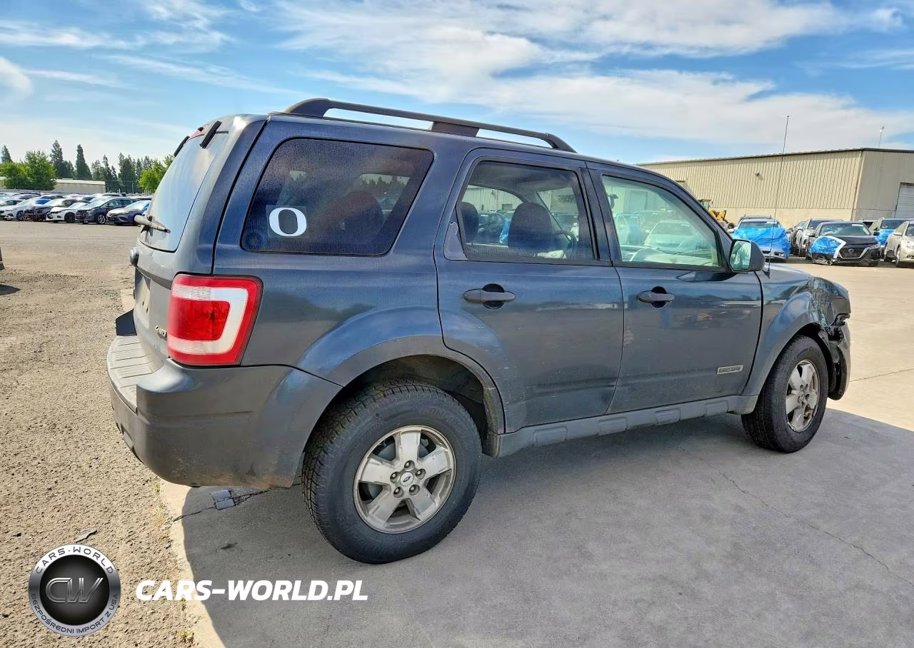 2008 Ford Escape Xlt VIN:1FMCU93Z98KB80123 - 3