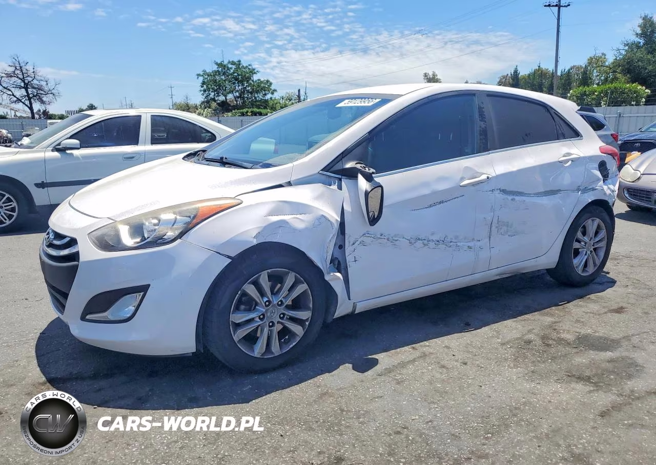 2014 Hyundai Elantra Gt Base – zdjęcie 1 z 12