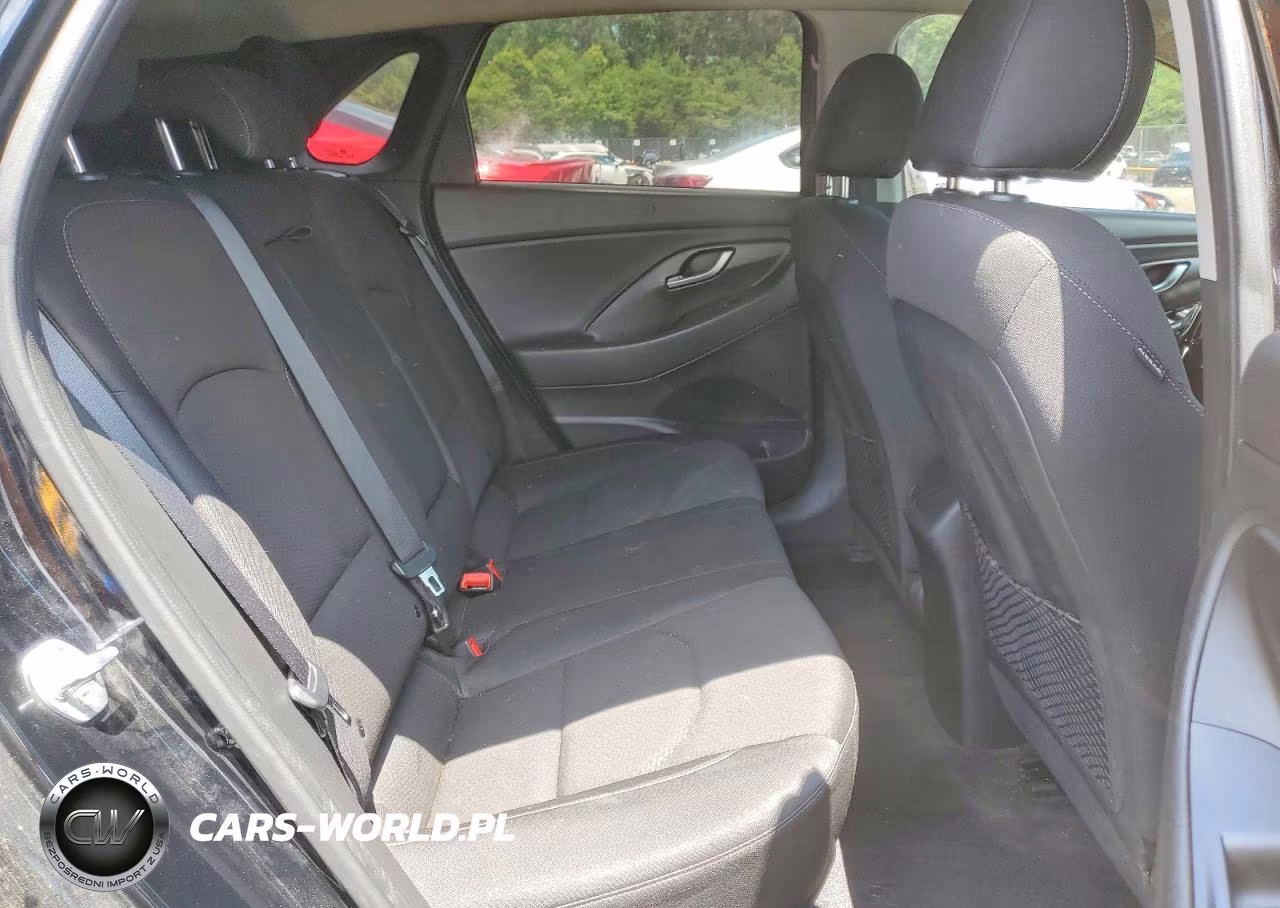 2018 Hyundai Elantra Gt Base VIN:KMHH35LE1JU071583 - 10