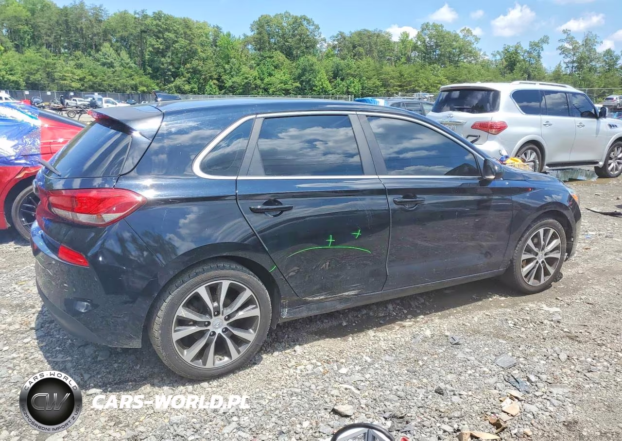 2018 Hyundai Elantra Gt Base VIN:KMHH35LE1JU071583 - 3