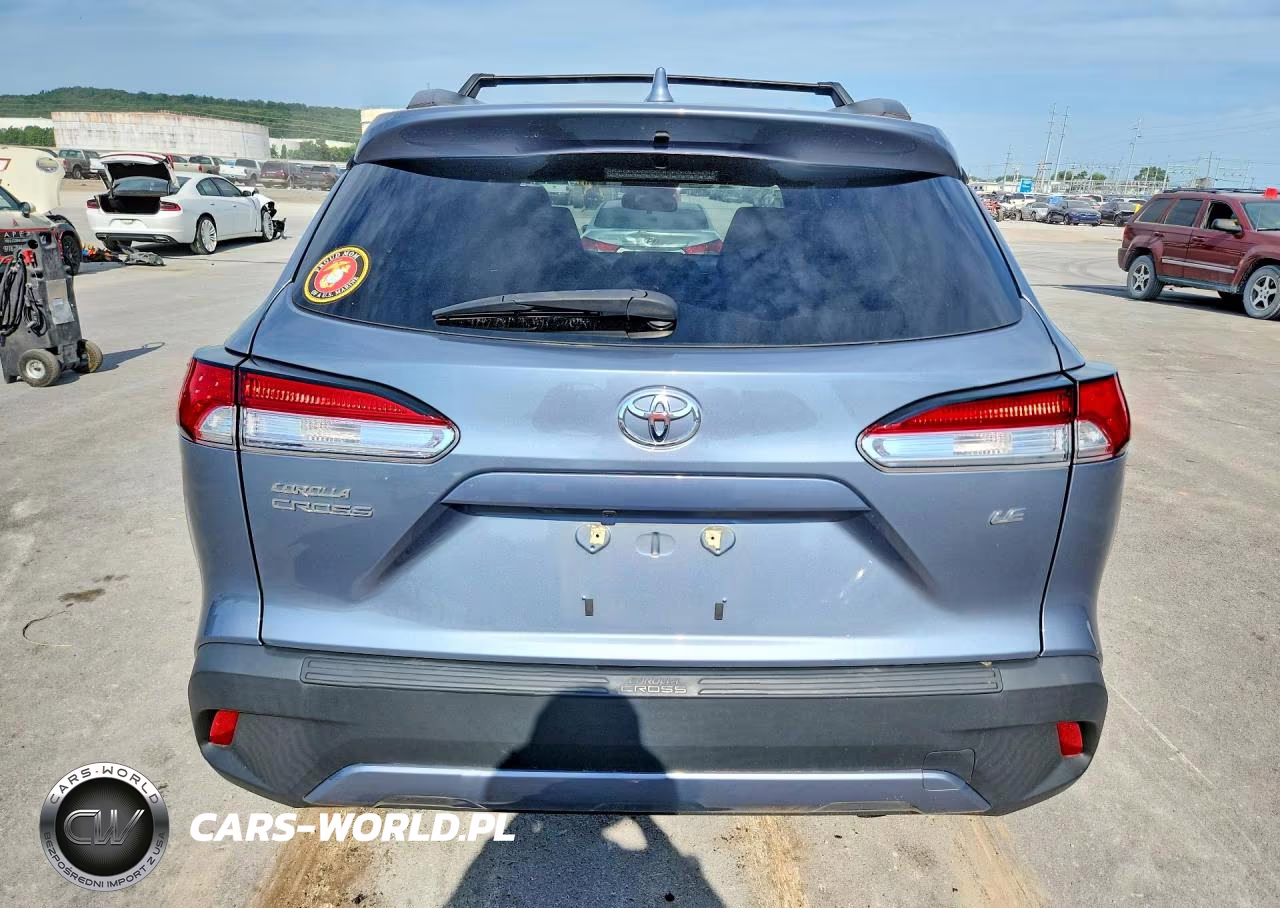 2023 Toyota Corolla Cross Le VIN:7MUCAAAG3PV041179 - 6