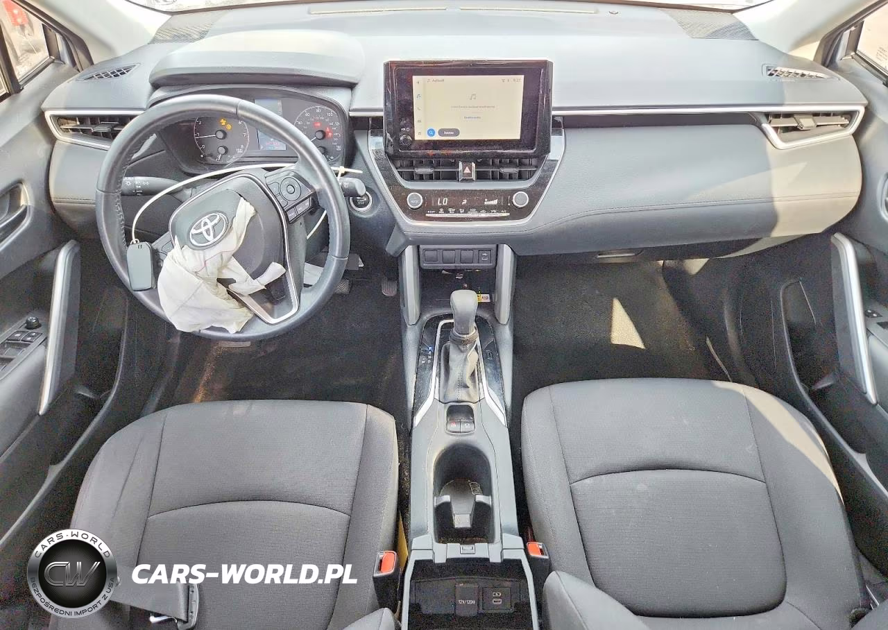 2023 Toyota Corolla Cross Le VIN:7MUCAAAG3PV041179 - 8