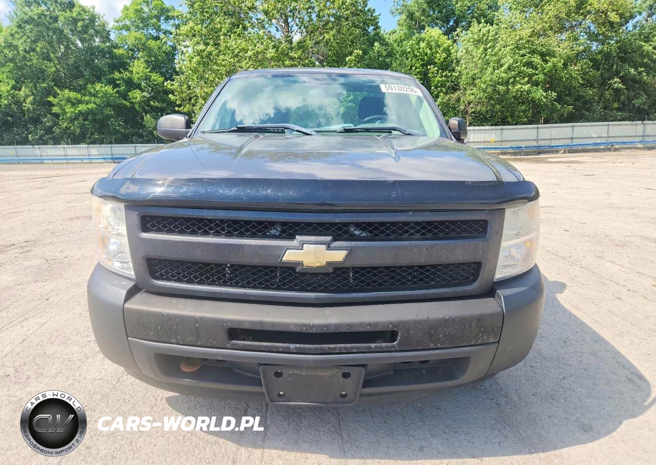 2010 Chevrolet Silverado C1500 VIN:1GCPCPEXXAZ260388 - 5