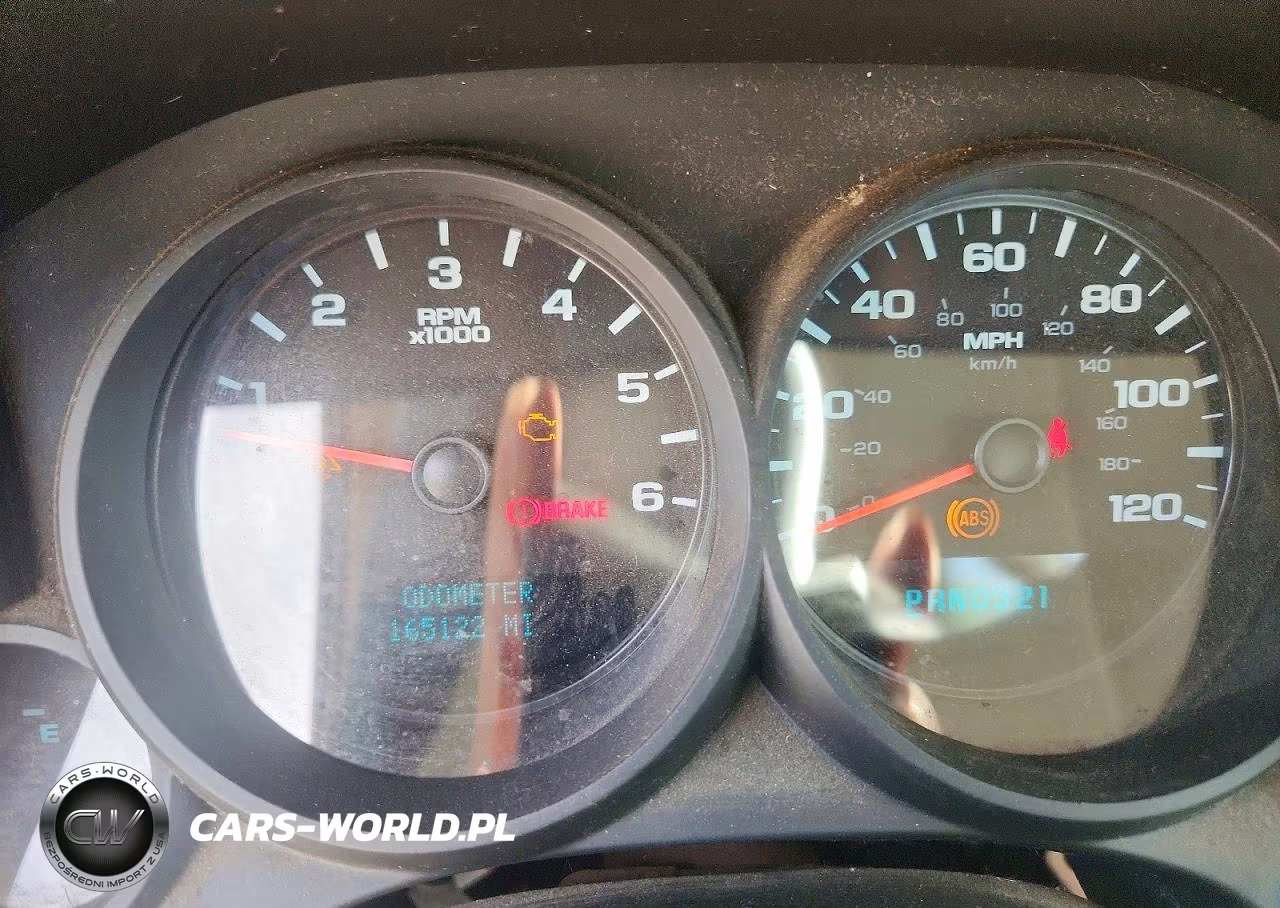 2010 Chevrolet Silverado C1500 VIN:1GCPCPEXXAZ260388 - 9