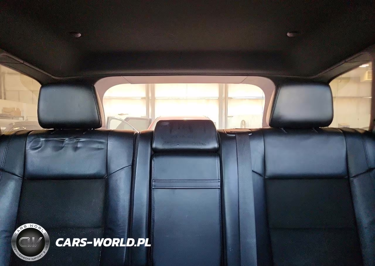 2019 Jeep Grand Cherokee Laredo VIN:1C4RJFAG1KC589967 - 10