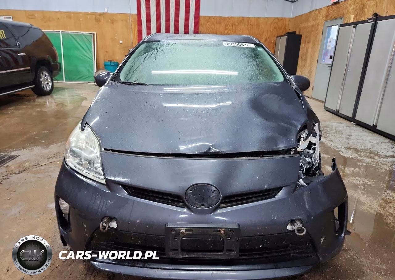 2015 Toyota Prius Two VIN:JTDKN3DU6F1980104 - 5