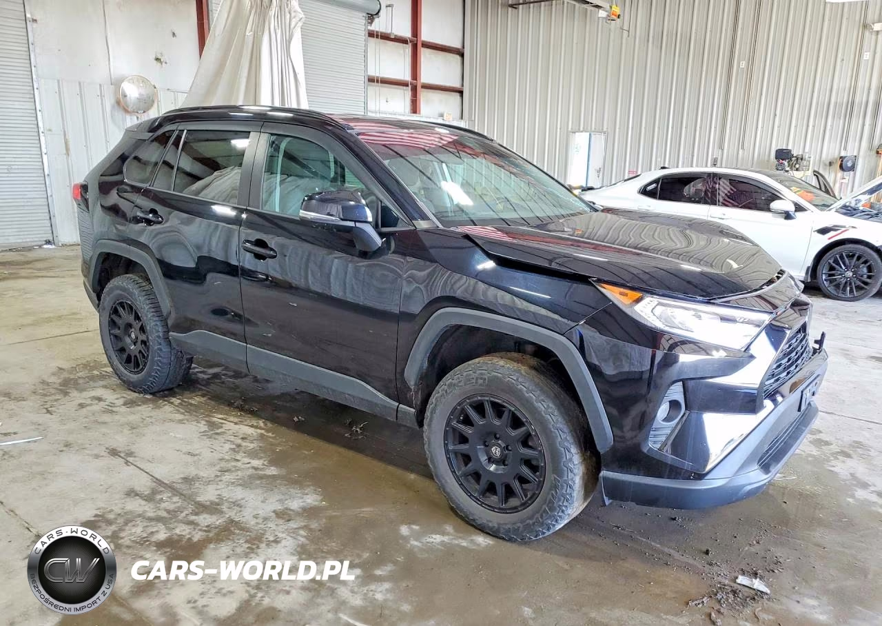 2021 Toyota Rav4 Xle VIN:2T3P1RFVXMW166790 - 4