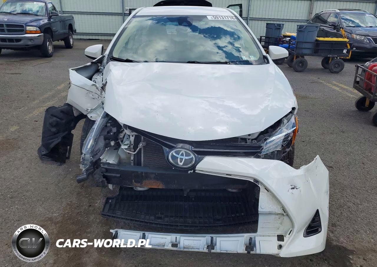 2017 Toyota Corolla Le VIN:5YFBURHE2HP633229 - 5