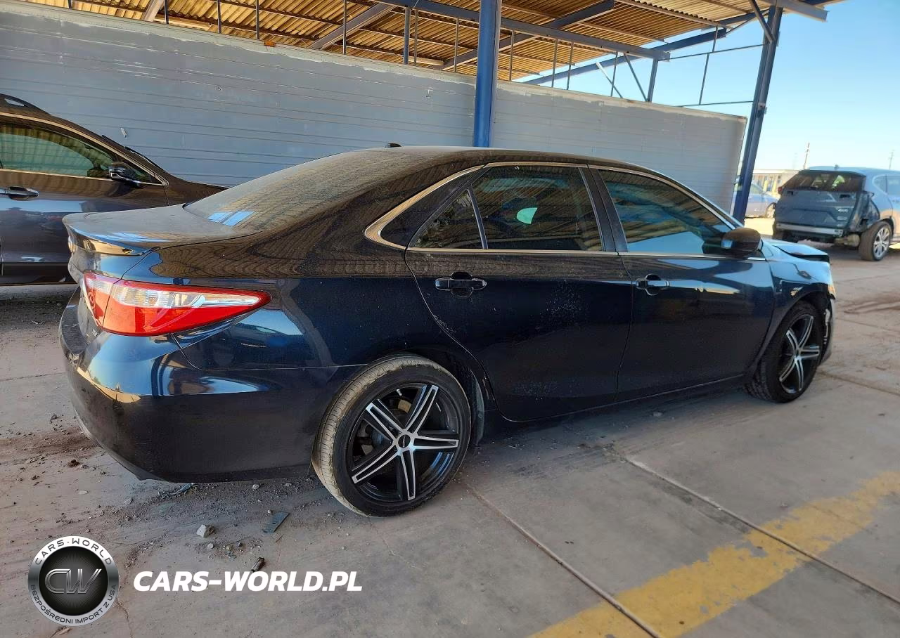 2015 Toyota Camry Xse VIN:4T1BF1FK0FU081469 - 3