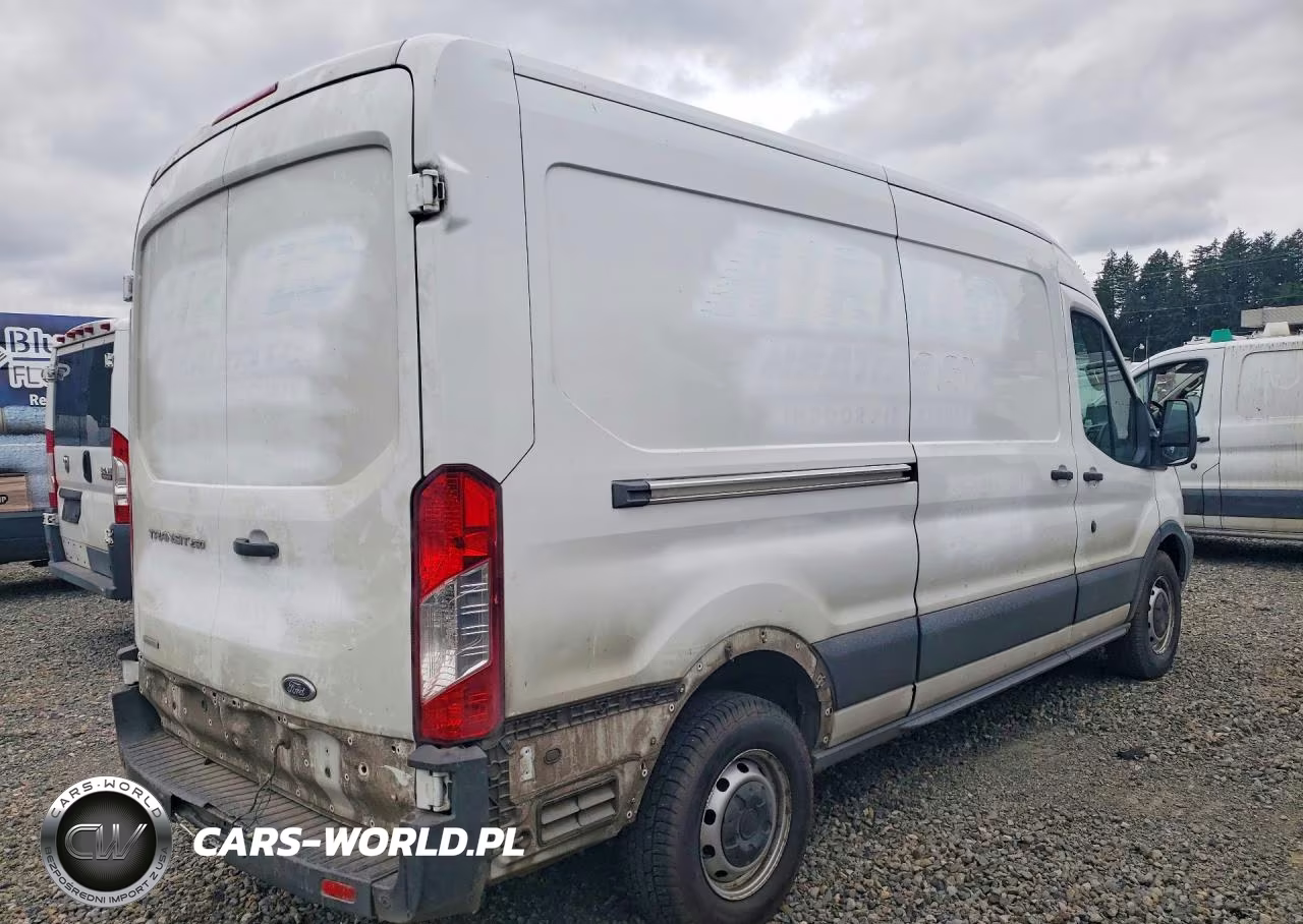 2019 Ford Transit VIN:1FTYR2CG3HKA41705 - 3