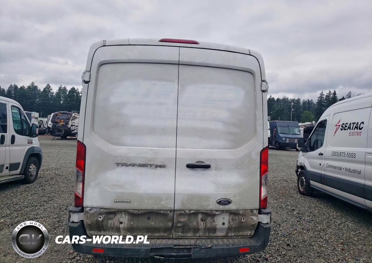 2019 Ford Transit VIN:1FTYR2CG3HKA41705 - 6