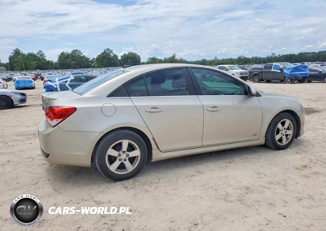 2014 Chevrolet Cruze Lt VIN:1G1PC5SB7E7211897 - 3