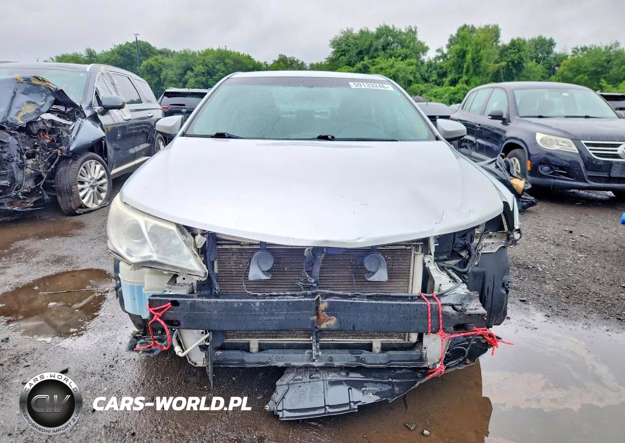 2014 Toyota Camry Le VIN:4T4BF1FK1ER343911 - 5