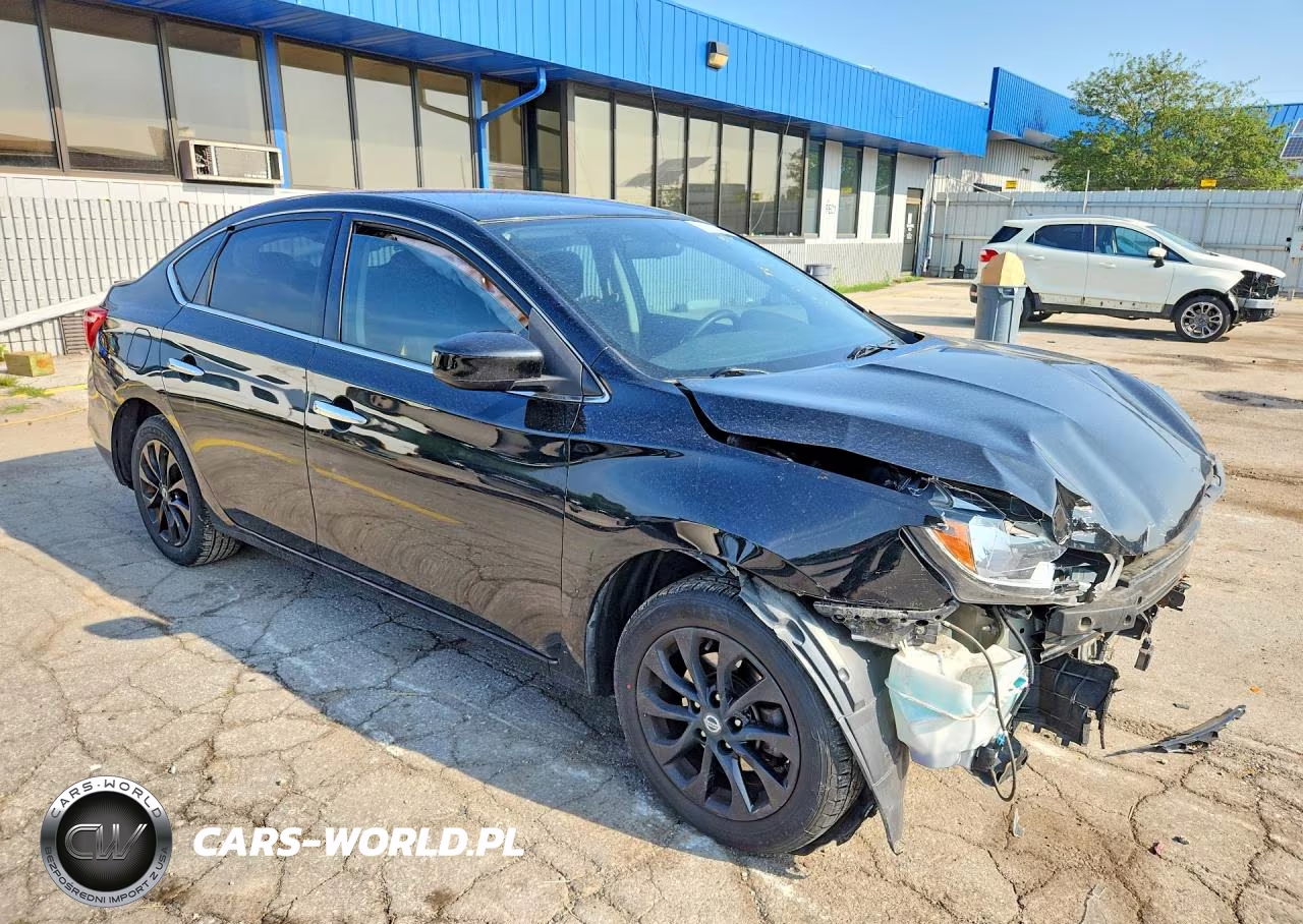 2018 Nissan Sentra S VIN:3N1AB7AP1JY271534 - 4