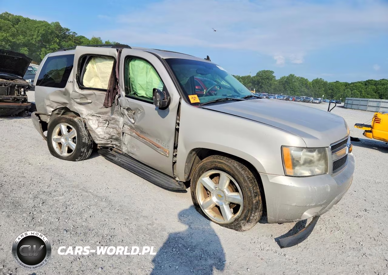 2007 Chevrolet Tahoe K1500 VIN:1GNFK13097J103032 - 4
