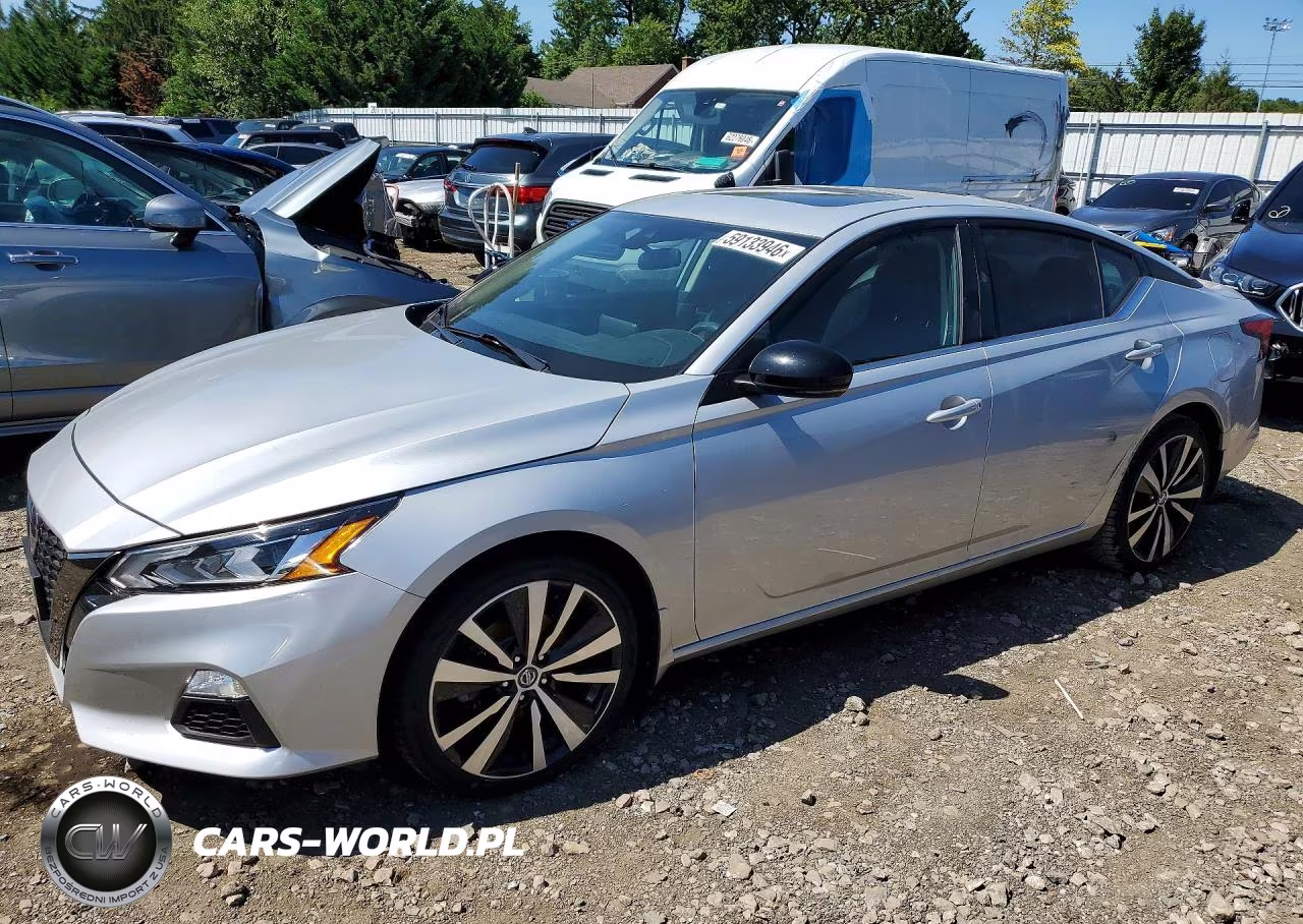 2020 Nissan Altima Sr