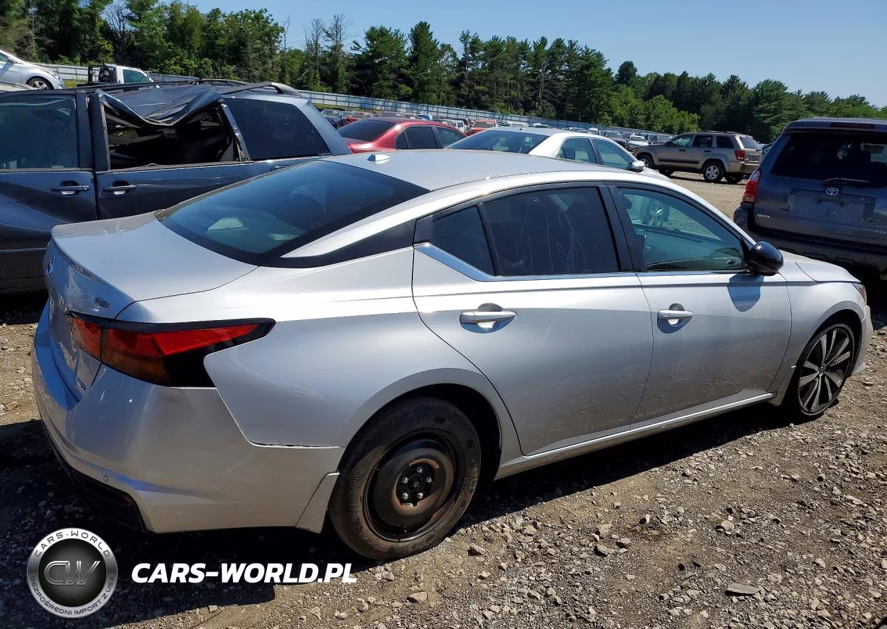 2020 Nissan Altima Sr VIN:1N4BL4CW9LN323452 - 3