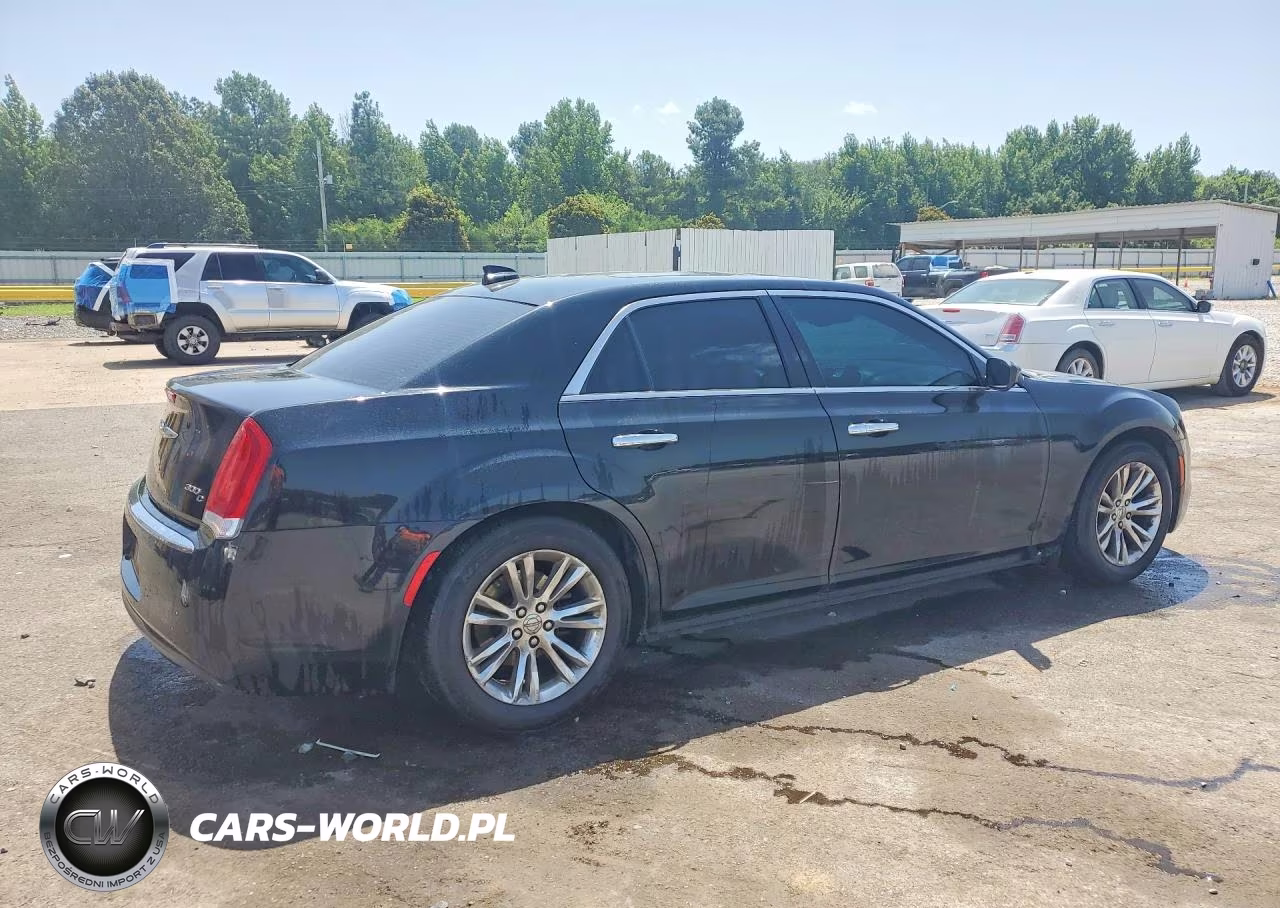 2016 Chrysler 300C VIN:2C3CCAEG7GH219807 - 3