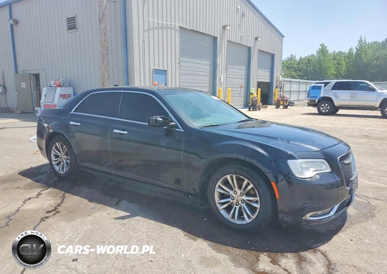 2016 Chrysler 300C VIN:2C3CCAEG7GH219807 - 4