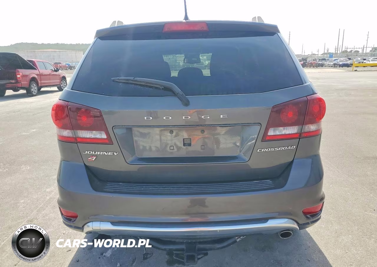 2018 Dodge Journey Crossroad VIN:3C4PDDGG9JT197204 - 6