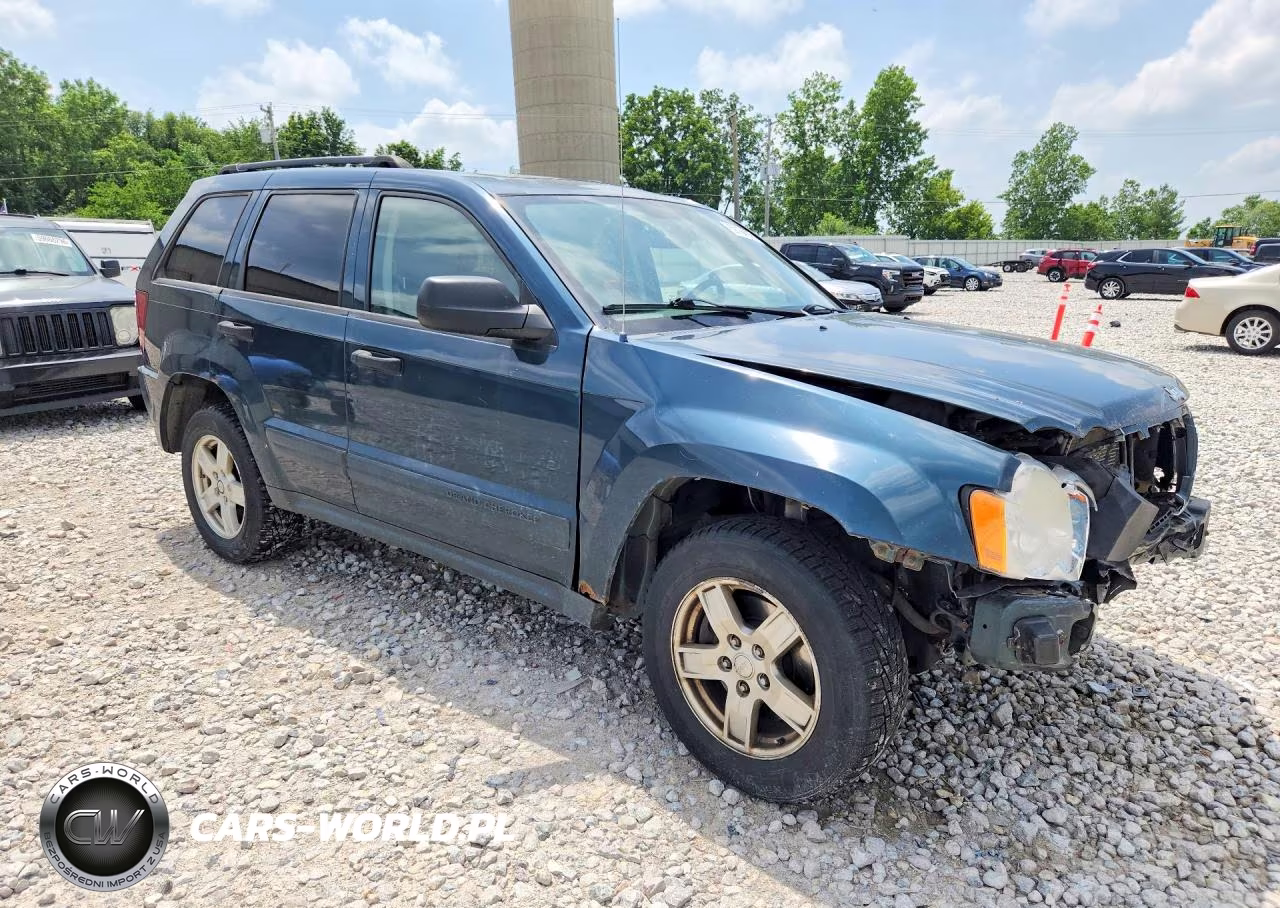 2005 Jeep Grand Cherokee Laredo VIN:1J4GR48K95C716736 - 4
