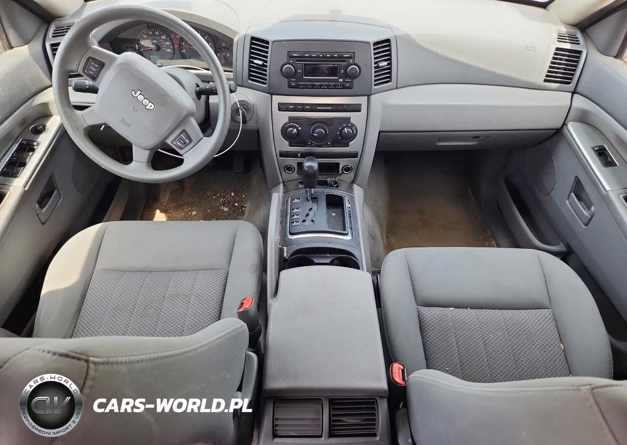 2005 Jeep Grand Cherokee Laredo VIN:1J4GR48K95C716736 - 8