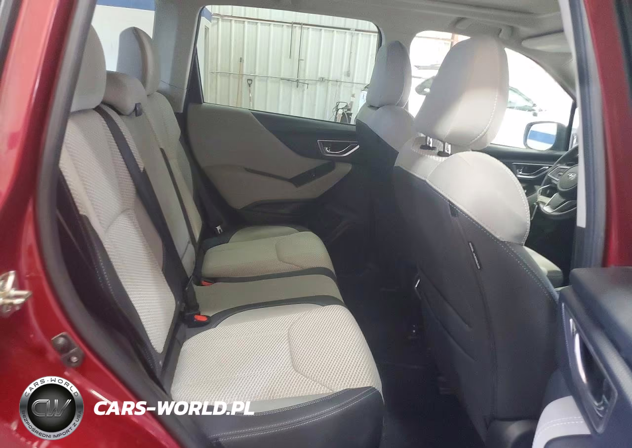 2020 Subaru Forester Premium VIN:JF2SKAJC2LH530057 - 11