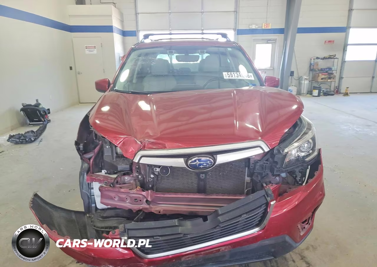 2020 Subaru Forester Premium VIN:JF2SKAJC2LH530057 - 5