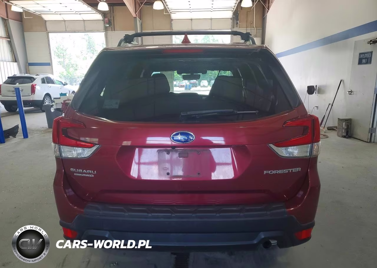 2020 Subaru Forester Premium VIN:JF2SKAJC2LH530057 - 6