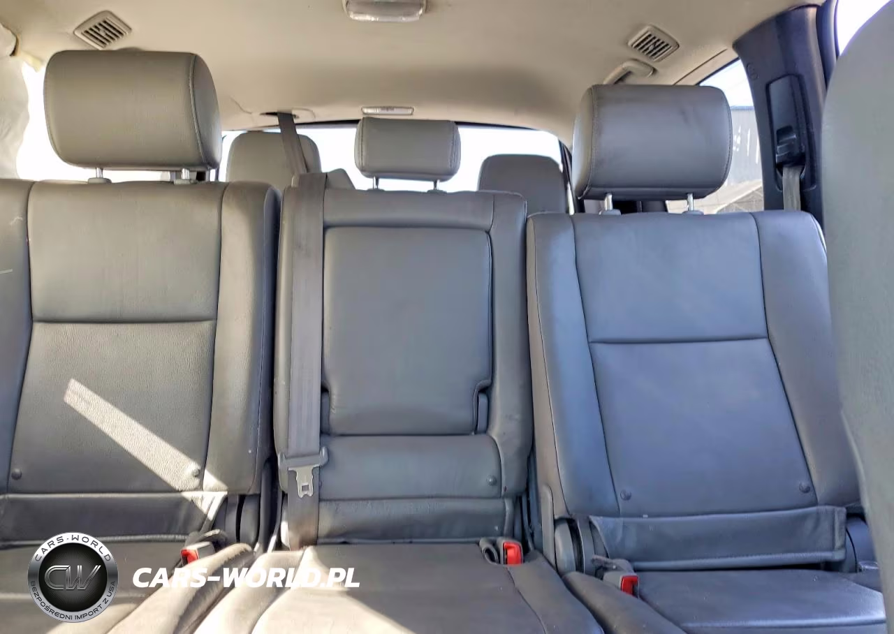 2014 Toyota Sequoia Sr5 VIN:5TDBW5G16ES098863 - 10