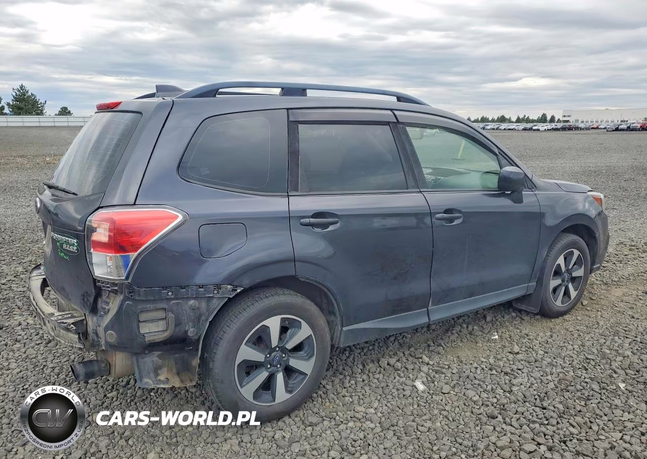 2017 Subaru Forester 2.5I VIN:JF2SJABC2HH552312 - 3