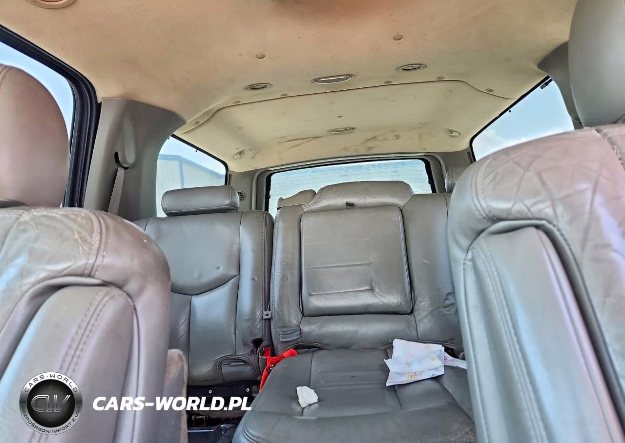 2003 Chevrolet Suburban K1500 VIN:1GNFK16Z73R272763 - 10