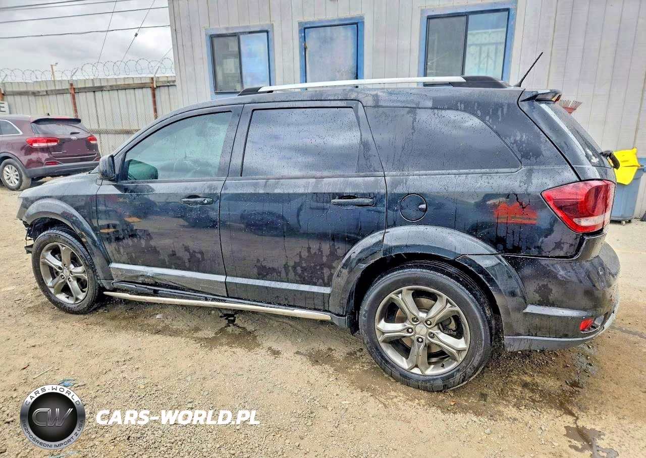 2017 Dodge Journey Crossroad VIN:3C4PDCGB6HT517135 - 2