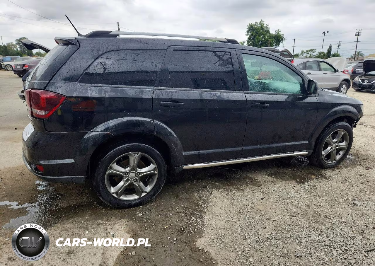 2017 Dodge Journey Crossroad VIN:3C4PDCGB6HT517135 - 3