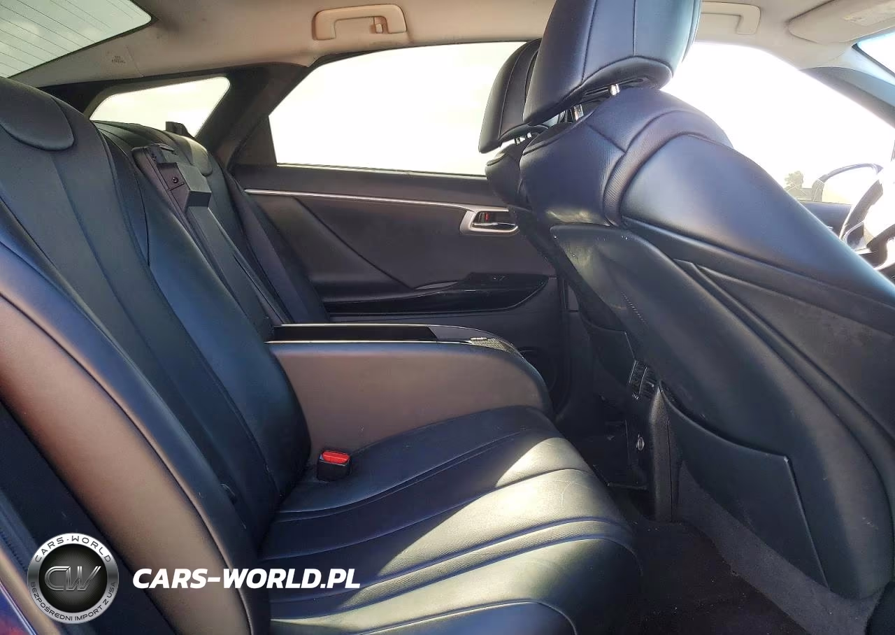 TOYOTA MIRAI VIN:JTDBVRBD9GA000565 - 10