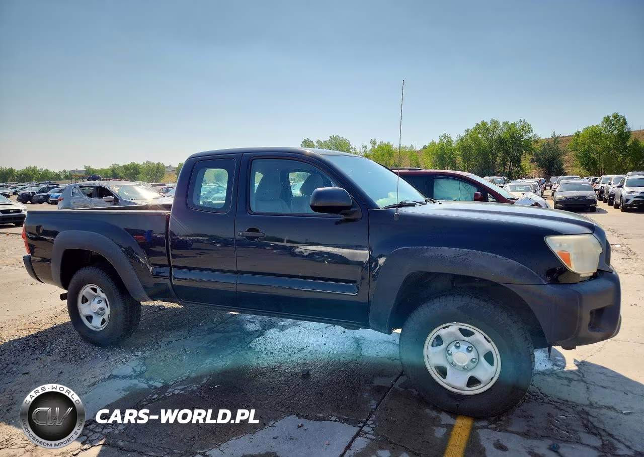 2015 Toyota Tacoma Access Cab VIN:5TFUX4EN6FX035277 - 4