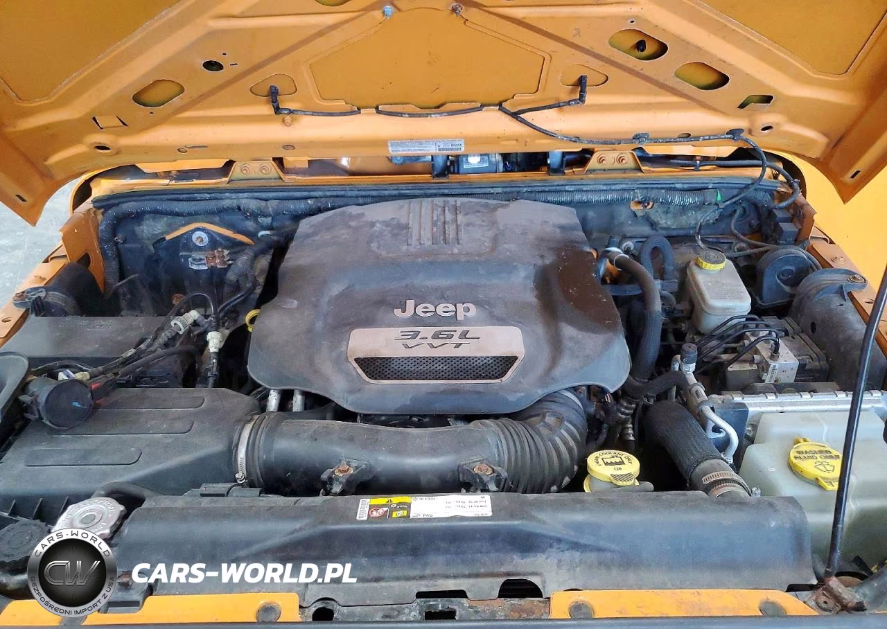 2013 Jeep Wrangler Unlimited Sport VIN:1C4BJWDG3DL557117 - 11
