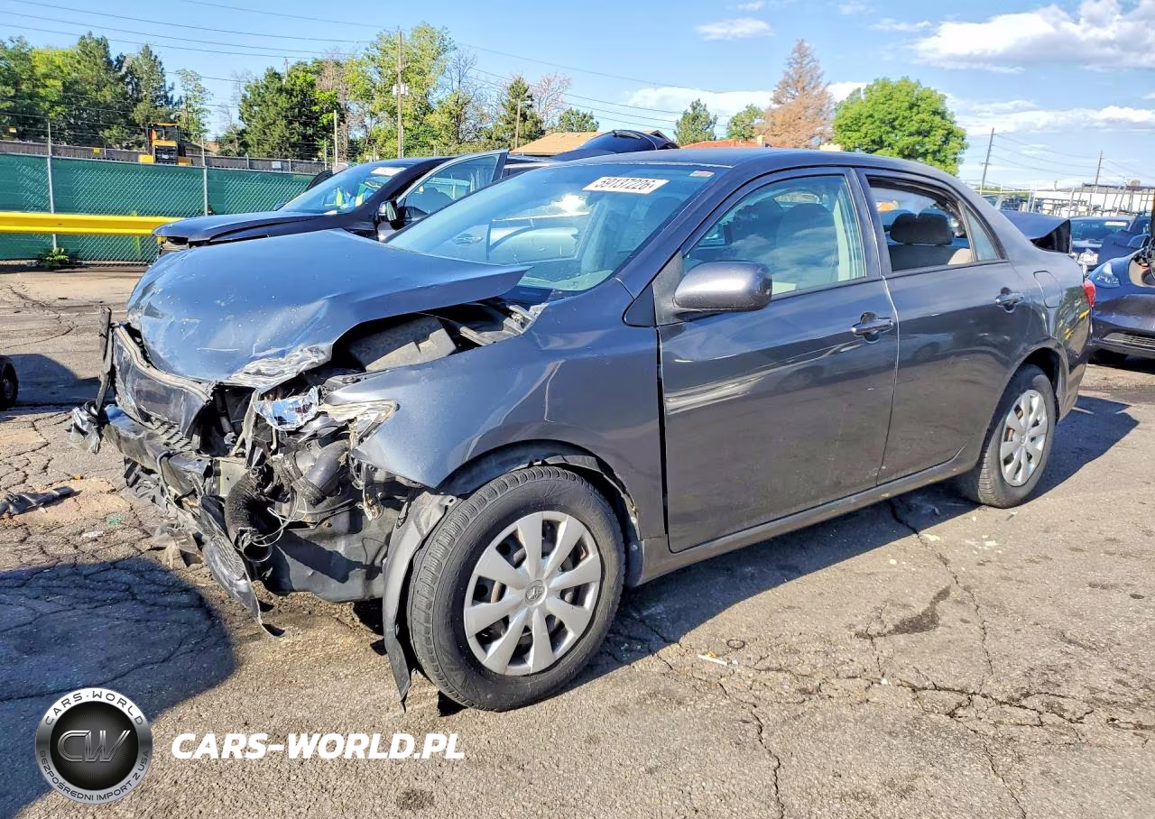 2010 Toyota Corolla Le – zdjęcie 1 z 12