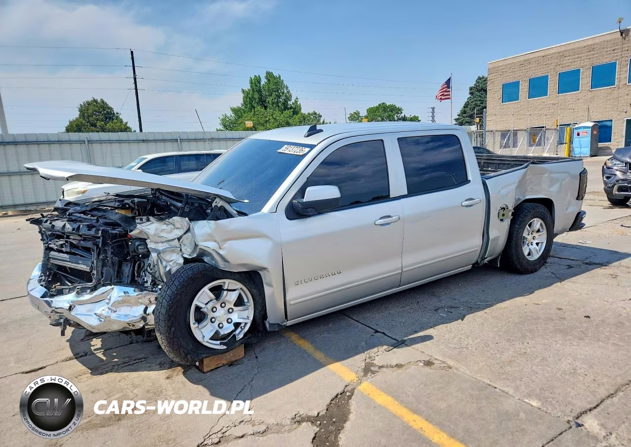 2018 Chevrolet Silverado K1500 Lt VIN:3GCUKREC6JG104251 - 1