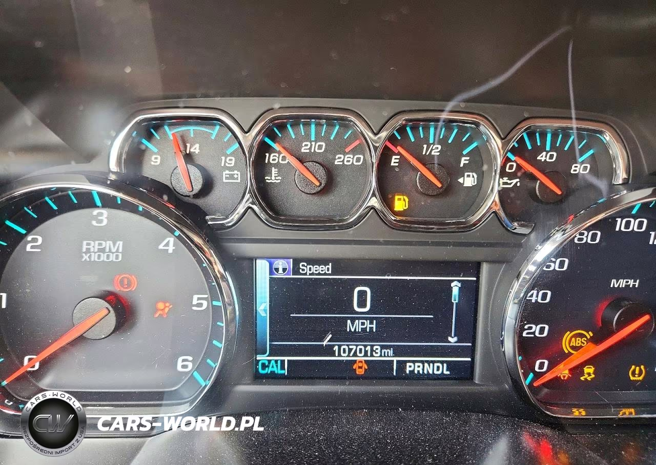 2018 Chevrolet Silverado K1500 Lt VIN:3GCUKREC6JG104251 - 9
