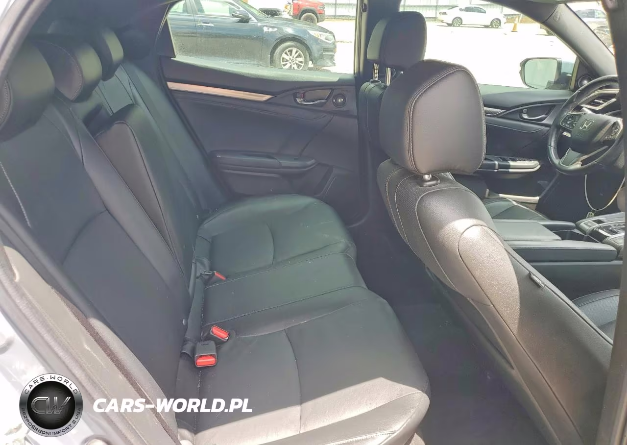 2018 Honda Civic Sport Touring VIN:SHHFK7H97JU240731 - 10