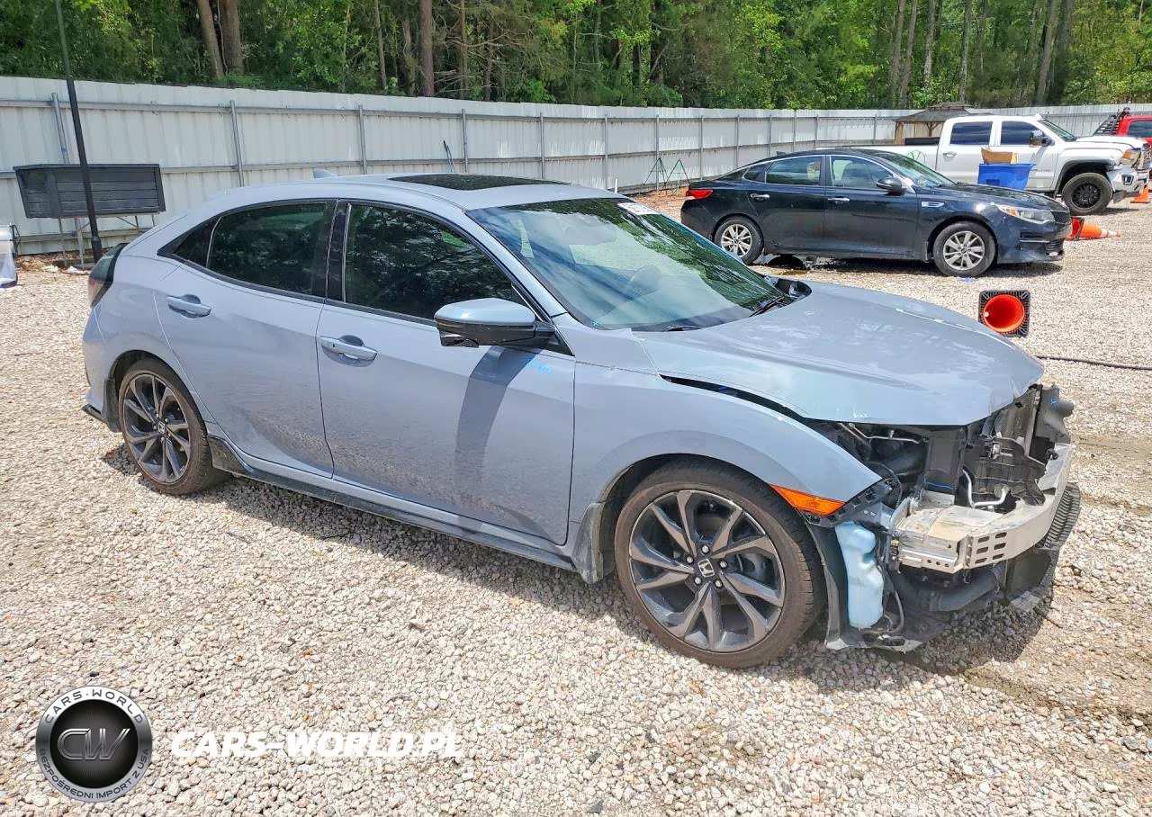 2018 Honda Civic Sport Touring VIN:SHHFK7H97JU240731 - 4