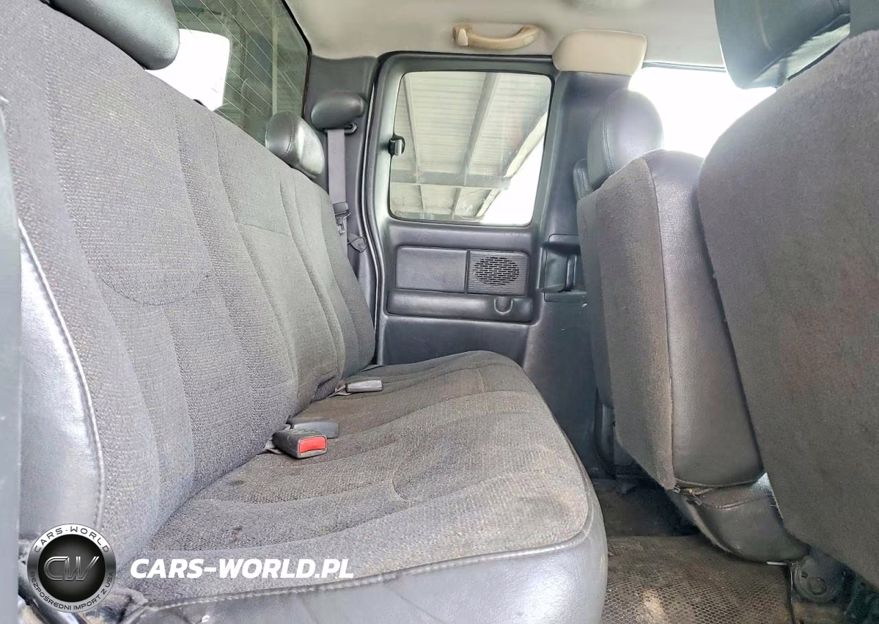 2004 Chevrolet Silverado C1500 VIN:1GCEC19V14E321149 - 10